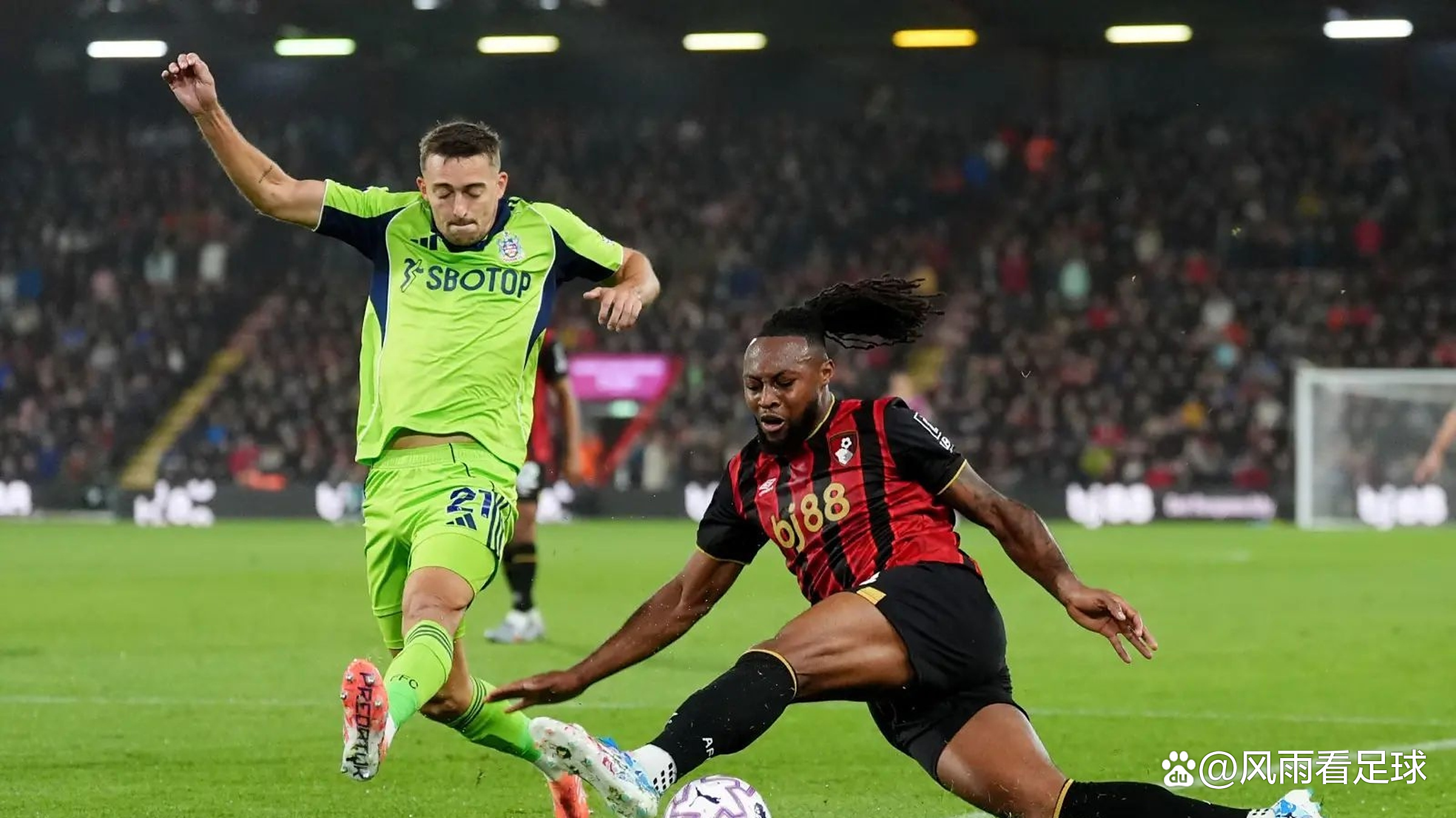 包含纽约尼克斯迎葡超关键赛，关键时刻防线松动，球迷炸锅，身体对抗强度拉满的词条